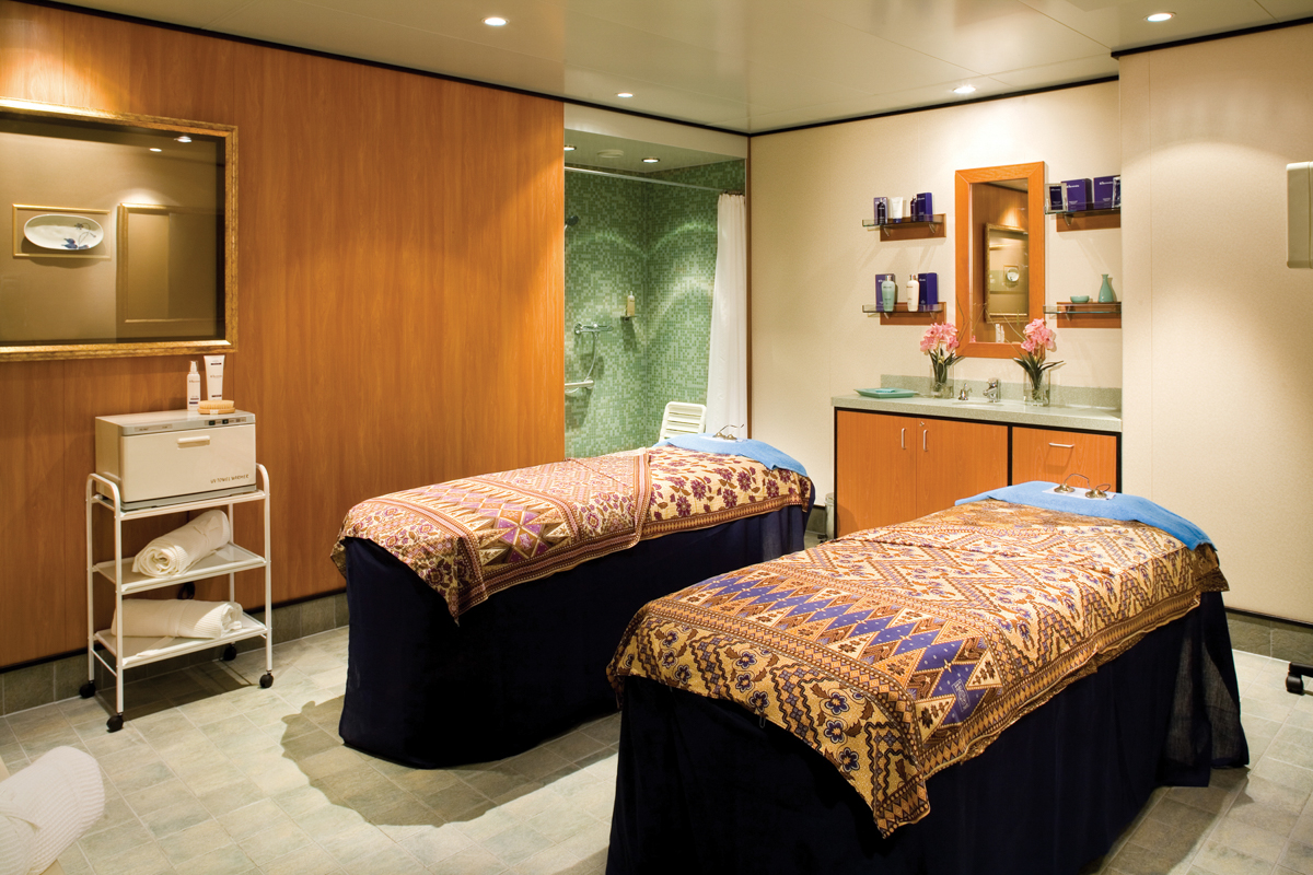 MyCruise Norwegian-Cruise-Line Jade Offentlige-arealer Pool-spa1